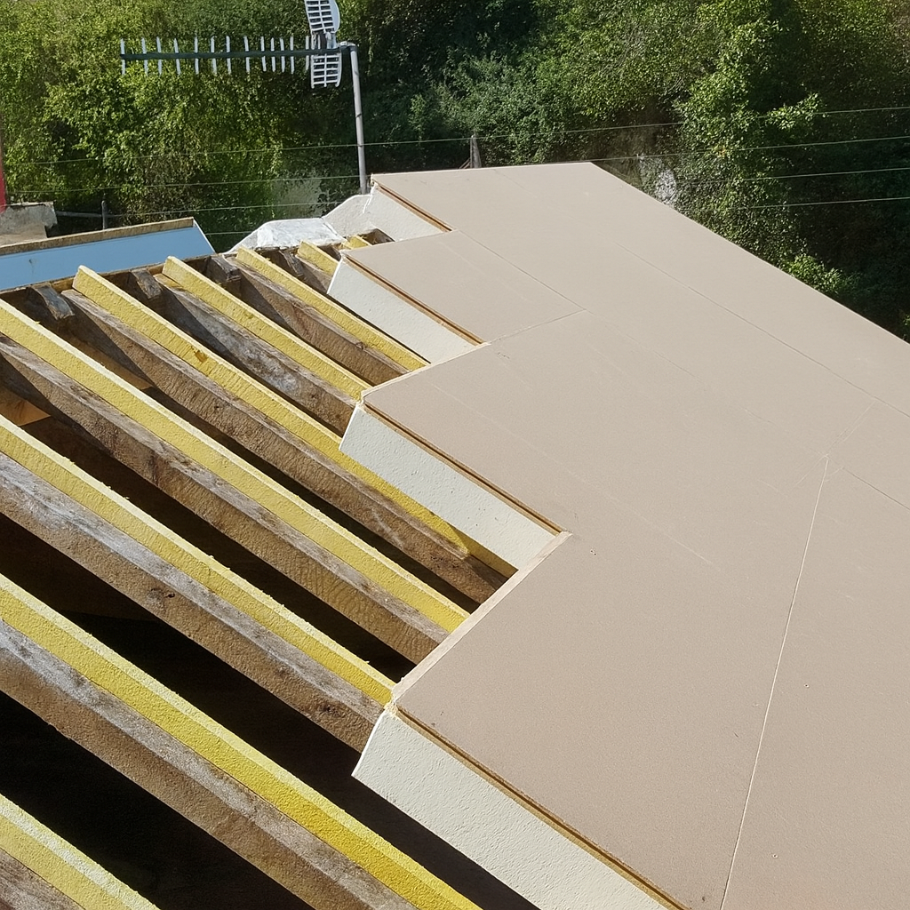 isolation d'une toiture par l'extérieur